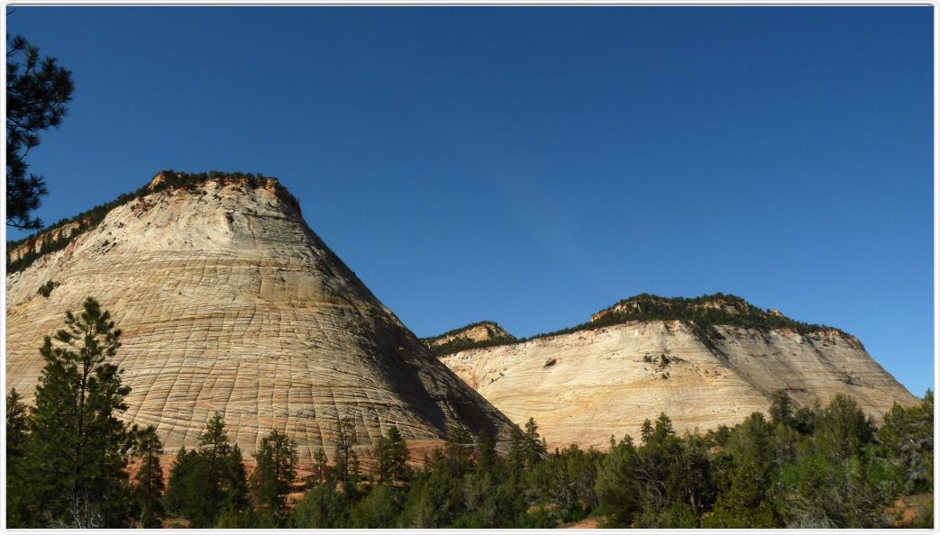 Sur la route de Bryce Canyon à Springdale (Zion Park). (Utah).