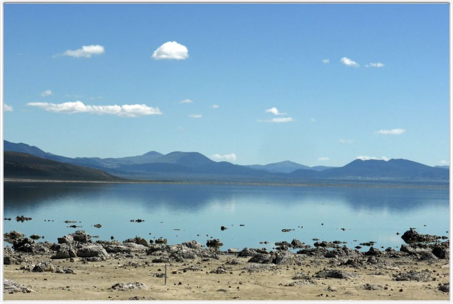 Mono Lake (Californie).