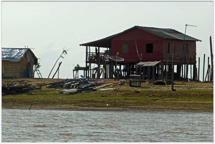 Découverte du Rio Jari avec les canots