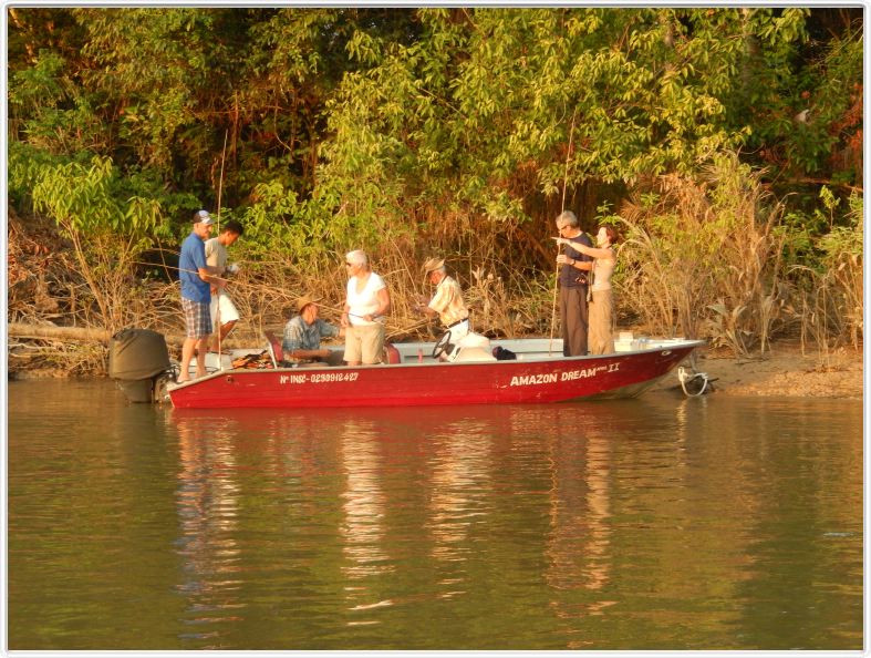 Navigation à l'embouchure du Rio Curuá-Una