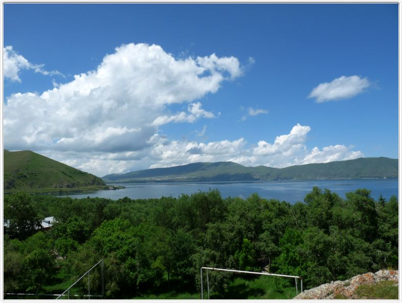 Sur la presqu'île de Sevan