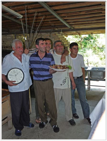 Ashtarak. L'équipe de cuisine du restaurant