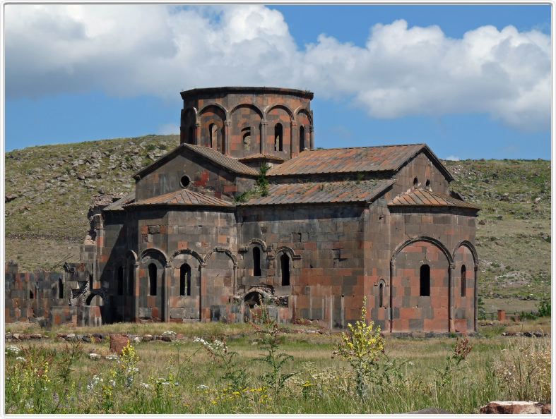 Eglise Katoghike à Talin