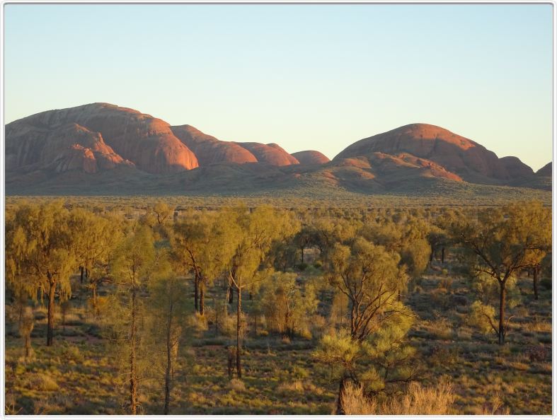 Uluru.