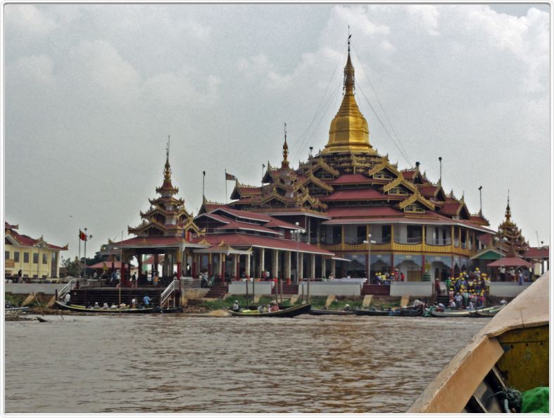 Sur le Lac Inle