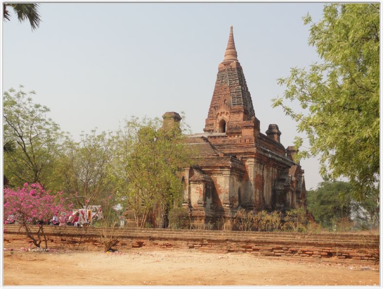 Bagan. Temple Gubyaukgyi