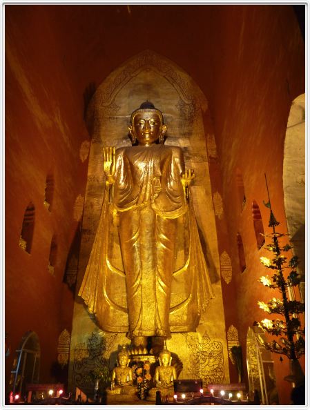 Bagan. Temple d'Ananda
