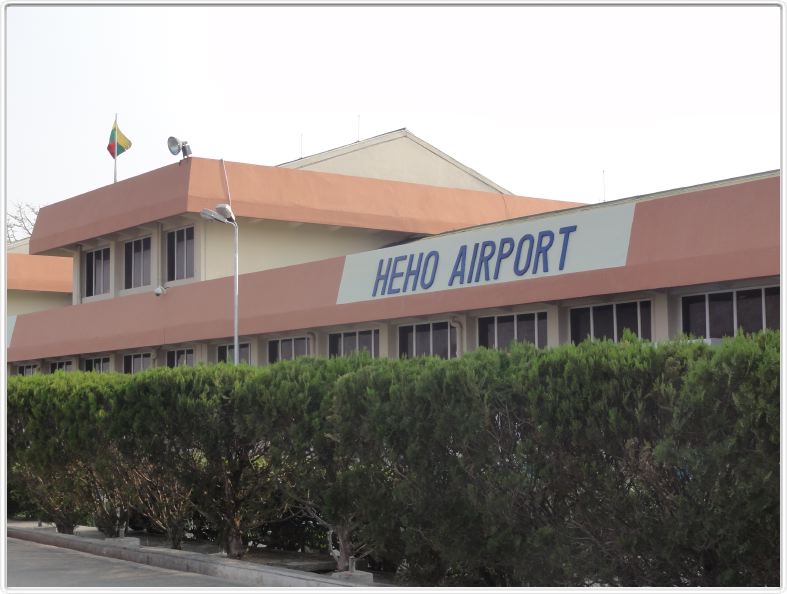 Arrivée à l'aéroport d'Heho
