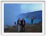 Au bord du cratère du volcan Ijen.