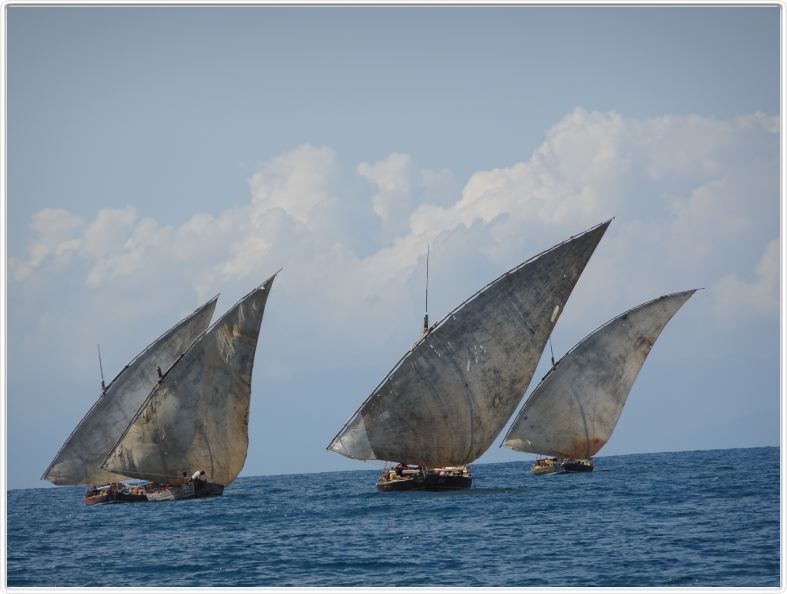 Traversée vers l'île de Nosy Komba.